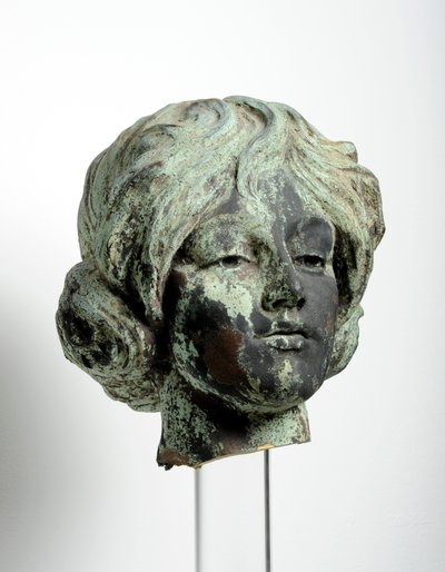 Cabeza de la Victoria del Monumento de Guerra de Leeds de Henry Charles Fehr