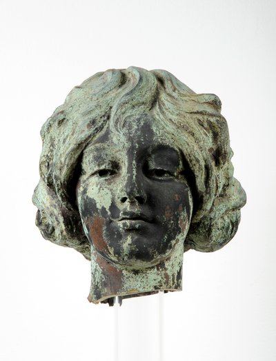 Cabeza de la Victoria del Monumento de Guerra de Leeds de Henry Charles Fehr