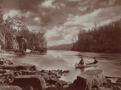 Fauces inferiores, Dells of the Wisconsin,1903 (foto) de Henry Hamilton Bennett