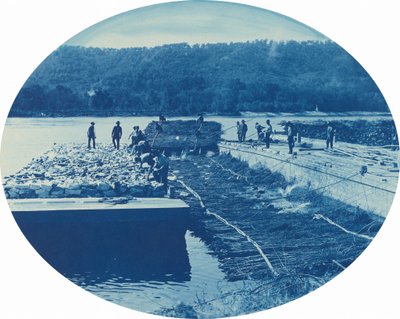 Construcción de presa de roca y maleza, L[ow]. W[ater]. 1891 de Henry Peter Bosse