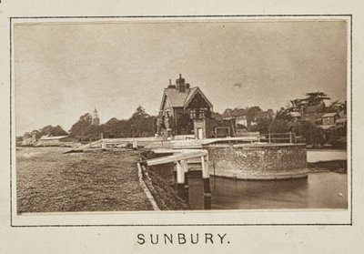 Sunbury de Henry W. Taunt