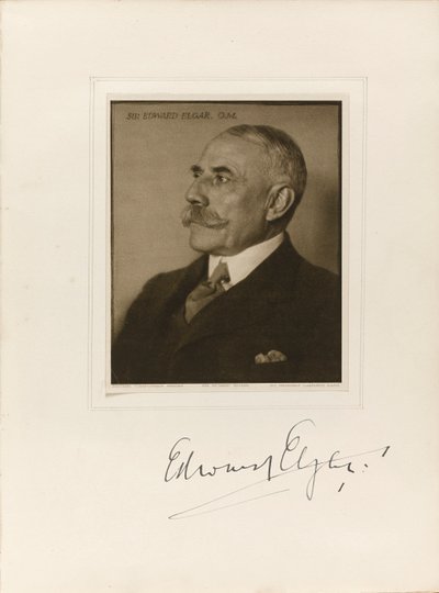 Retrato del compositor Sir Edward William Elgar 1857-1934, 1923 de Herbert Lambert