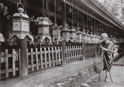 Un peregrino en el Templo Kasuga, Nara de Herbert Ponting