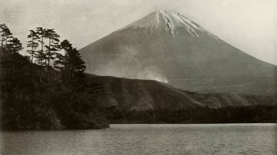 Fuji desde Nishi-No-Umi de Herbert Ponting