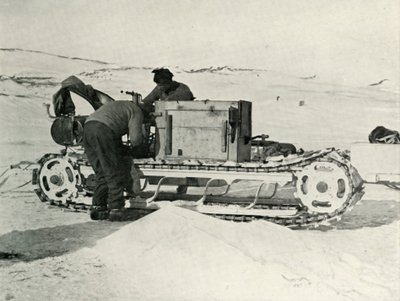 Uno de los trineos motorizados, 1911, 1913 de Herbert Ponting