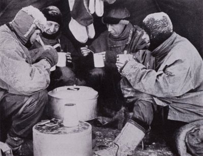 "Esa noche tuvieron cena de Navidad" de Herbert Ponting