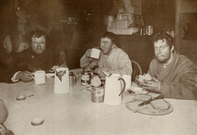 Wilson, Bowers y Cherry-Garrard en su regreso de Cape Crozier, 1 de agosto de 1911, 1913 de Herbert Ponting