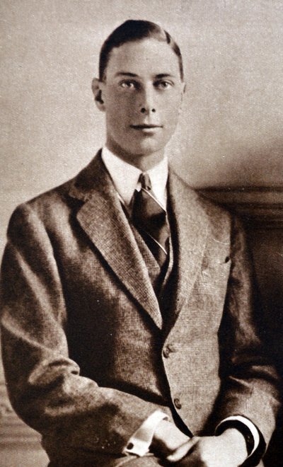 El recientemente prometido Príncipe Alberto y Lady Elizabeth Bowes-Lyon de Herbert Vandyk