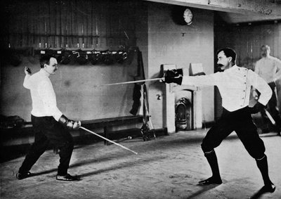 Un Asalto con la Espada de Duelo Francesa, c1900, 1903 de Hills and Saunders
