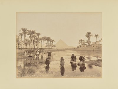 Mujeres, Fellahs sacando agua cerca de las pirámides, El Cairo de Hippolyte Arnoux