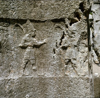 Bajo relieve con dos personajes de Hittite