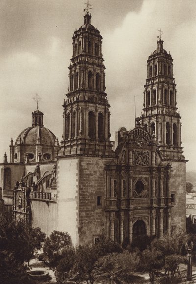 Mexico: Catedral de Chihuahua (b/w photo) de Hugo Brehme