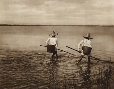 Mexico: Pescadores del Lago de Chapala (b/w photo) de Hugo Brehme