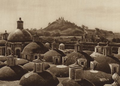 México: Pirámide de Cholula (foto b/n) de Hugo Brehme