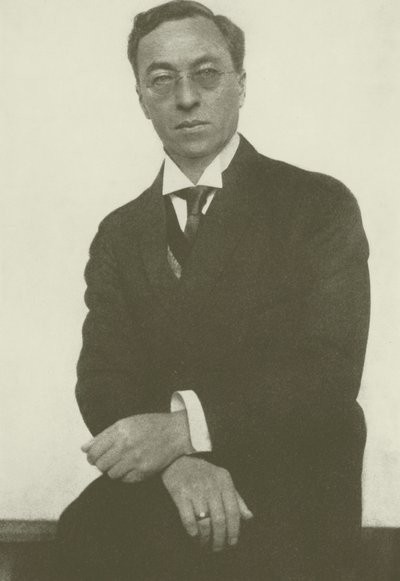 Retrato de Wassily Kandinsky (fotografía en blanco y negro) de Hugo Erfurth