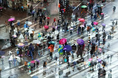 Paraguas de Rainy City de Igor Shrayer