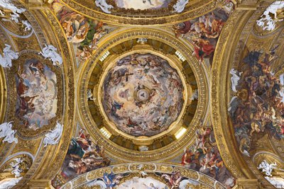 Paraíso alabando a Jesús y las pechinas con Profetas, Evangelistas y Doctores de la Iglesia de Il  Baciccio