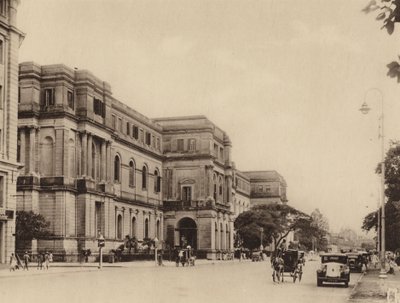 El Museo de la India y Chowringhee Road mirando hacia el sur (foto en blanco y negro) de Indian photographer