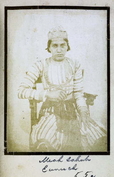 [Retrato de] Meah Sahub, eunuco, c.1856-57 (fotografía en b/n) de Indian photographer