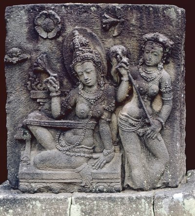 Reina Sentada de Indonesian School