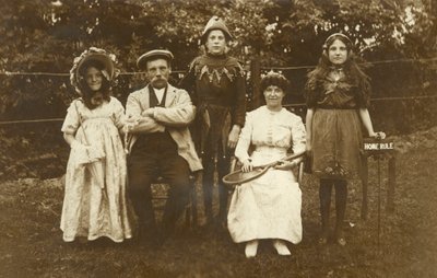 Familia con disfraces de Irish Photographer