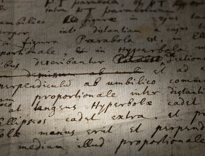Dos páginas de revisiones a los Principia Mathematica de Isaac Newton