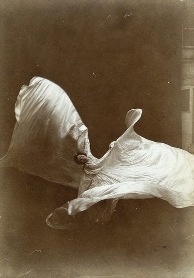 Loie Fuller en La danse Blanche, 1897 de Isaiah West Taber