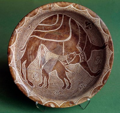 Arte islámico: escultura del camello amamantando a su cría. De Irak. Siglo X. París, Museo del Louvre de Islamic School