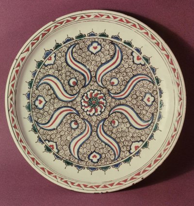 Plato decorado con un patrón de llamas, Iznik, de Turquía de Islamic School