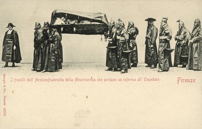 Hermanos de la Compagnia della Misericordia (Compañía de la Misericordia) llevando a un enfermo al hospital, Florencia de Italian Photographer