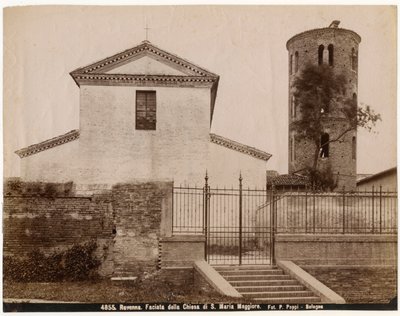 Iglesia de Santa María la Mayor, Rávena, Emilia-Romaña, Italia de Italian Photographer