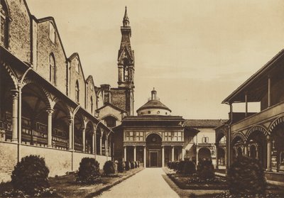 Firenze / Florencia: Iglesia de S Croce, Claustro (foto b / w) de Italian Photographer