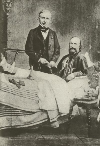 Garibaldi, herido en batalla, con su doctor de Italian Photographer