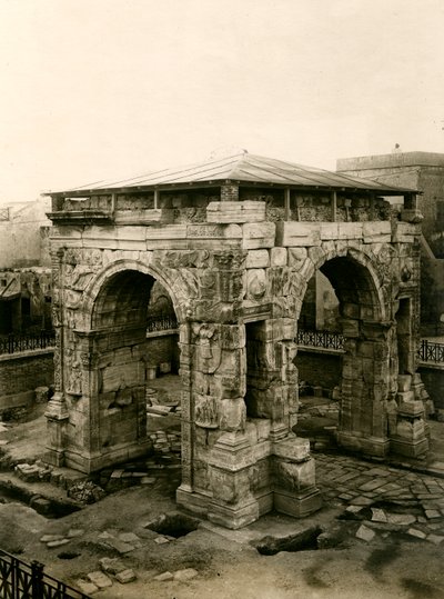 Arco de Marco Aurelio tras su restauración, Trípoli, Libia de Italian Photographer