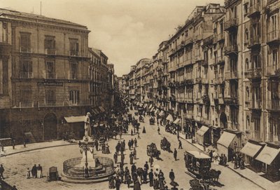 Nápoles: Via Roma Gia