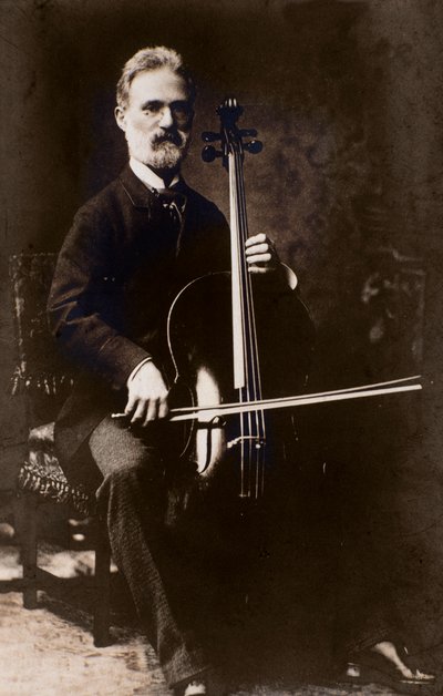Retrato del compositor y violonchelista italiano Alfredo Piatti (1822-1901) de Italian Photographer