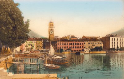Riva, Lago de Garda (foto en color) de Italian Photographer