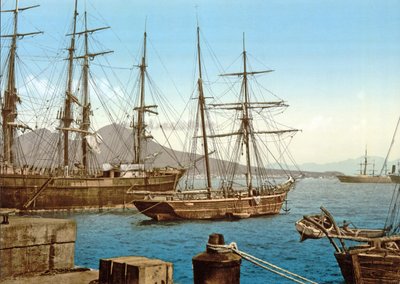 Goletas en la bahía de Nápoles con el Vesubio al fondo de Italian Photographer