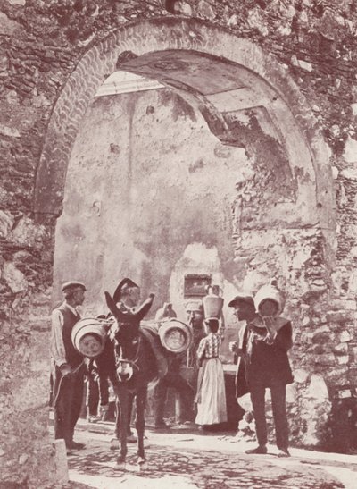 Sicilia: Un antiguo portal, Taormina (foto b/n) de Italian Photographer
