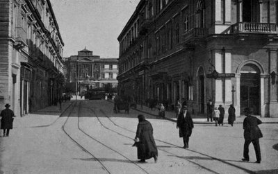 Taranto, Via Archita, Palazzo degli Uffici de Italian Photographer