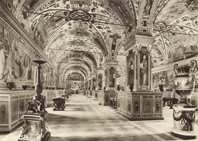 Biblioteca Vaticana, Primera Sala de Italian Photographer
