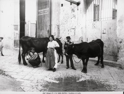 Una vendedora de leche, de La vida en Nápoles de Italian Photographer Italian Photographer