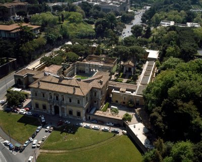 Vista aérea de Villa Giulia en Roma, Italia de Italian School