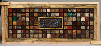 Tablero de mesa de muestra italiana centrado por un panel de lapislázuli de Italian School