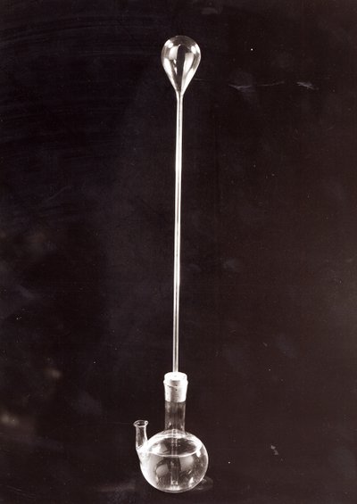 Copia de un termoscopio inventado por Galileo Galilei (1564-1642) de Italian School