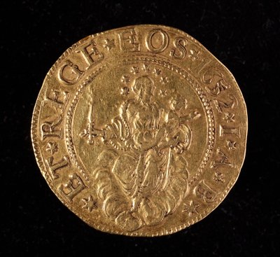 Moneda de la República de Génova: moneda de cinco doppie de oro. Diámetro 41 mm. 1652. reverso. Genes Musei di Strada Nuova de Italian School