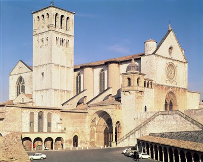Exterior de la Iglesia Superior e Inferior de Italian School