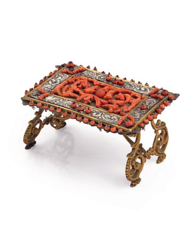 Mesa de casa de muñecas en miniatura, Trapani, segunda mitad del siglo XVII de Italian School