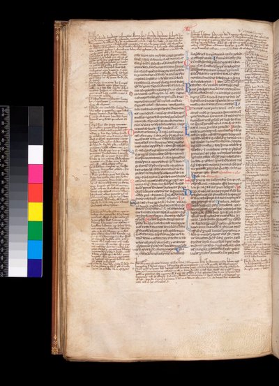 Ms 213. Gregorio IX, Decretales con Aparato de Bernardo Botone de Parma, F.93v. Texto principal en letra gótica (littera rotunda) de Italian School