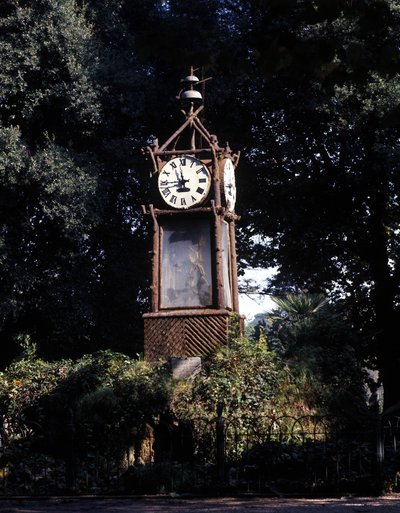 Roma, reloj de agua del Pincio (Villa Borghese) construido en 1867. Fue realizado por el dominico Giambattista Embriaco de Italian School